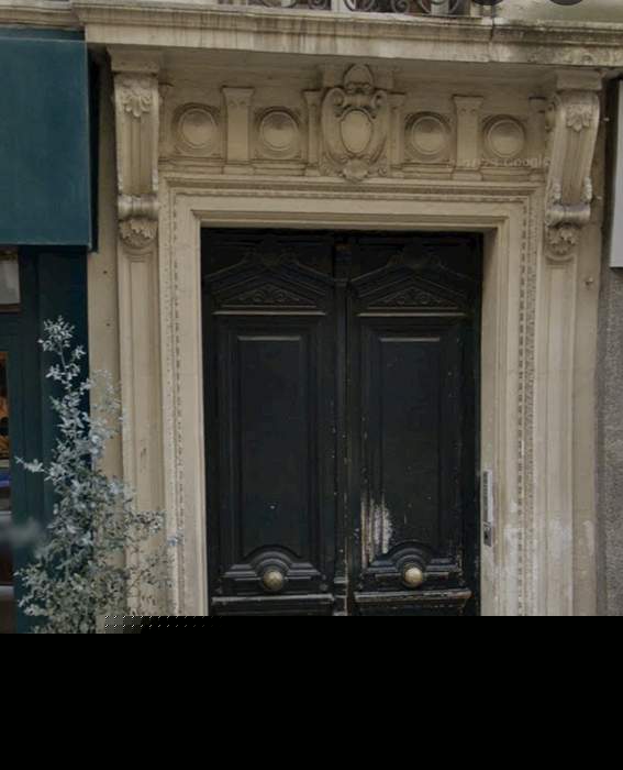 Porte cochère ancienne avant rénovation rue Taylor à Paris 10e par BATI DIAS